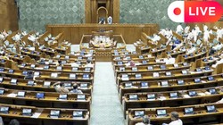 Parliament News LIVE: लोकसभा की कार्यवाही दो बजे तक स्थगित, विपक्षी दलों ने किया हंगामा