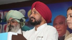 ‘चन्नी लाओ, पंजाब बचाओ’, अमरिंदर और भूपेश बघेल की मौजूदगी में पंजाब कांग्रेस की बैठक में फिर हंगामा