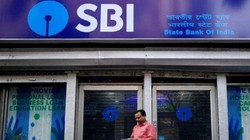 SBI Q1 Results: पहली तिमाही में मुनाफा 10% बढ़कर 21121 करोड़ रुपये पहुंचा, शेयर में आया उछाल