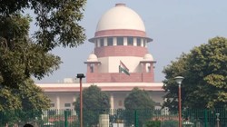 ‘बलात्कार और अपहरण की धमकियां मिल रहीं’, कॉकरोच जनता पार्टी के प्रोटेस्ट में शामिल होने वाली महिला पहुंची सुप्रीम कोर्ट