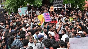 tavleen singh article | latest news | hindi news