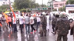 यूजीसी विरोध पर बवाल: जयपुर में प्रदर्शनकारियों पर पुलिस लाठीचार्ज और वाटर कैनन का इस्तेमाल, भड़के रवींद्र सिंह भाटी