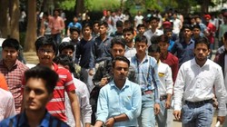 स्नातकों के बीच बेरोजगारी दर अधिक, केवल 8.25% स्नातक ही अपनी योग्यता के अनुसार कर रहे काम