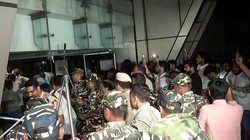 दिल्ली हादसे को लेकर ABVP का MCD दफ्तर के बाहर प्रदर्शन, सुरक्षाबलों से हुई झड़प; पुलिस ने 15 को लिया हिरासत में