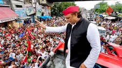 ‘मैं जिस रथ से चलकर आया हूं, इसी तरह के रथ पर भगवान ने गीता का पाठ दिया था’, अखिलेश बोले- इस बार लाइन एकदम साफ है…