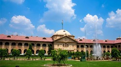 टूटा शौचालय, पानी गायब… पत्रकार ने दिखाई स्कूल की सच्चाई तो दर्ज हुई FIR, हाईकोर्ट ने रोक दी कार्रवाई