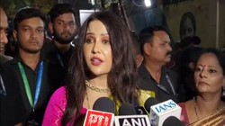 ‘धर्म के आधार पर ID चेक करना सही नहीं’, गरबा इवेंट में मुसलमानों की एंट्री पर बोलीं मुख्यमंत्री की पत्नी
