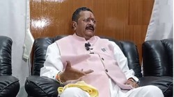 ‘लोग उन्हें मनोरंजन के लिए देख रहे हैं’, भाजपा से निकाले गए विधायक ने बी.वाई. विजयेंद्र और येदियुरप्पा परिवार पर साधा निशाना