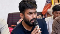 ‘लाशों पर राजनीति करना चाहते हो…’, सोशल मीडिया ‘इन्फ्लुएंसर्स’ ने कॉकरोच जनता पार्टी के संस्थापक अभिजीत दीपके को घेरा