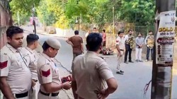 दिल्ली: हिंदू कॉलेज की छात्रा को जिस कार में खिंचने का हुआ प्रयास, उस पर 44000 रुपये के चालान, पुलिस ने किया सीज