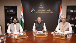 छूटे नामों के लिए अब घर-घर जाएंगे BLO, SIR प्रक्रिया को लेकर उठे सवालों पर भी चुनाव आयोग ने दिया जवाब