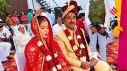 उम्रकैद की सजा काट रहा था गैंगस्टर, शादी के लिए मिली 12 घंटे की पैरोल, 100 पुलिसकर्मियों के पहरे में 500 मेहमानों के बीच कंबोडियाई दुल्हन से रचाई शादी