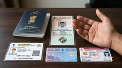 नागरिक की पहचान एक, दस्तावेज अनेक और सुधार का रास्ता उलझा हुआ, कागजों का दुश्चक्र आखिर कब टूटेगा? | विचार