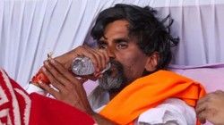 मराठा आरक्षण: मनोज जरांगे पाटिल ने 20 दिन बाद खत्म किया अनशन, सरकार को दी 3 महीने की मोहलत