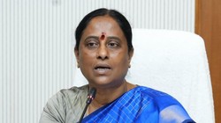 रेवंत रेड्डी ने महिला मंत्री को कैबिनेट से हटाया, बेटी ने की थी कांग्रेस नेताओं की आलोचना