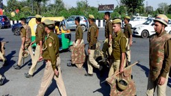 युवक की हत्या के बाद मेरठ में तनाव, दो आरोपी गिरफ्तार; तीन के घरों पर चला बुलडोजर
