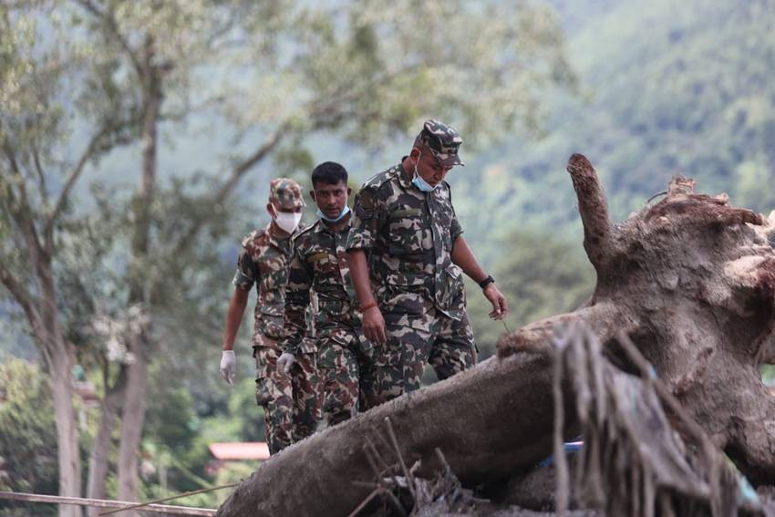 Nepal disaster aftermath photos