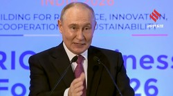BRICS समिट के मंच से पुतिन ने G7 पर कसा तंज, बोले- पता नहीं क्यों वे खुद को ‘ग्रेट-7’ कहते हैं?