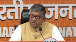 ‘देश के मनोबल को कमजोर करने का ठेका राहुल गांधी के पास’, जीडीपी ग्रोथ पर सरकार की पीठ थपथपाते हुए बोले रविशंकर प्रसाद