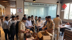 यूपी में हुक्का पर हाईकोर्ट का बड़ा फैसला, स्मोकिंग जोन में भी नहीं दे सकेंगे ग्राहकों को हुक्का