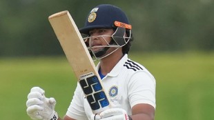 Vaibhav Sooryavanshi, Vaibhav Sooryavanshi missed fifty, Vaibhav Sooryavanshi missed half century, Abhimanyu Easwaran, East Zone vs South Zone, Duleep Trophy 2026 final, fastest fifty in Duleep Trophy history