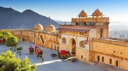आमेर में चाकूबाजी: टूरिस्ट गाइड मनीष सोनी की मौत, विरोध में बाजार बंद; दो आरोपी हिरासत में