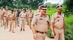 बदायूं में जमुई जैसा कांड: जंगल में दोस्त को पीटा, युवती से की छेड़खानी, आपत्तिजनक वीडियो किया वायरल, SSP ने लिया एक्शन