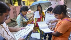 एसआईआर पर सवाल: मतदाता सूची से नाम छूटने की चिंता के बीच आयोग के सामने नई चुनौती | संपादकीय