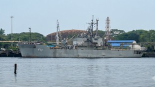 iran war | ship docked | kochi port |