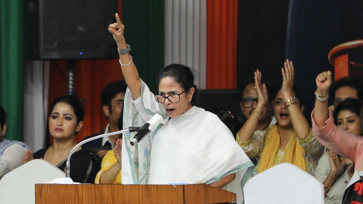 बंगाल उपचुनाव: TMC ने दो सीटों के लिए उम्मीदवारों के नाम का ऐलान किया, ममता बनर्जी नहीं लड़ रहीं चुनाव