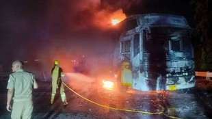 noida bus accident | latest news | hindi news | Bruning bus