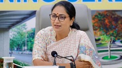 तीन साल के बच्चे को तीन घंटे तक कुर्सी से बांधकर रखा, अब सीएम रेखा गुप्ता के आदेश के बाद स्कूल सील