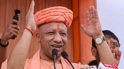 योगी सरकार की ओर बड़ा तोहफा, आंगनबाड़ी कार्यकर्ताओं का बढ़ाया मानदेय, जानें अब कितनी मिलेगी सैलरी