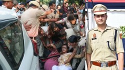 पत्रकार से कथित छेड़छाड़ के आरोपों के बीच ACP विवेक भगत का प्रमोशन, दिल्ली पुलिस में मिली बड़ी जिम्मेदारी