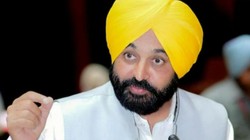 पंजाब के CM भगवंत मान की पत्नी के रिश्तेदार अमरदीप सिंह ग्रेवाल ईडी की हिरासत में, पांच करोड़ के कथित रिश्वत मामले में पूछताछ