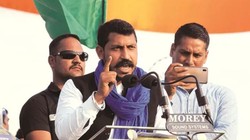 चंद्रशेखर आजाद के खिलाफ गिरफ्तारी वारंट जारी, कोर्ट ने संपत्ति जब्त करने का भी दिया आदेश, जानें मामला