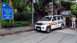 ‘उन्हें सुने बिना कोई ऑर्डर पास नहीं होगा’, ACP विवेक भगत पर केस करने वाली महिला पत्रकार को दिल्ली HC से झटका