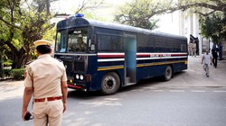 दिल्ली के नाइट क्लब में बीयर गिरने पर हुए विवाद में युवक की पीट-पीटकर हत्या, बाउंसर और मालिक पर लगे आरोप