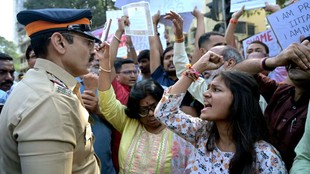 IIT bombay, IIT Bombay Exam Rule, IIT Bombay student death, iit Bombay student dies by suicide, IIT Bombay, IIT Bombay students protest, ChatGPT, examination question paper on ChatGPT, Mumbai news, Maharashtra news,