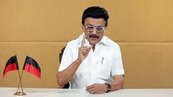 ‘अभिजीत दीपके और नेहा बोरा को तुरंत रिहा किया जाए’, एमके स्टालिन की सरकार से मांग