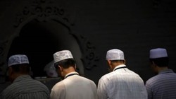जम्मू कश्मीर की मस्जिदों में एक समान उपदेश से पीछे हटी वक्फ बोर्ड, जमकर हो रहा विरोध