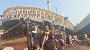 Protesters detained near August Kranti Maidan in mumbai, August Kranti Maidan, मुंबई, अगस्त क्रांति मैदान
