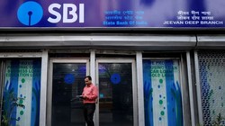 आम ग्राहकों से जुड़ा SBI का कौन सा डेटा डार्क वेब पर लीक हुआ है? | Explained