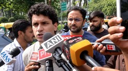 कॉकरोच जनता पार्टी ने फिर दिया 24 घंटे का अल्टीमेटम, सौरव दास ने कहा- दिल्ली पुलिस बताए प्रदर्शन की तारीख