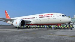 हवाई सफर होगा महंगा! Air India और AI Express ने बढ़ाया फ्यूल सरचार्ज, 9 अक्टूबर से होगा लागू