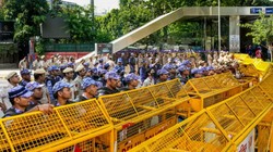विरोध प्रदर्शन रोकने के लिए दिल्ली बनी छावनी, जानिए क्यों उठ रहे हैं सरकार पर सवाल | संपादकीय