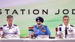 iaf chief news | latest news | hindi news |