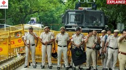 जंतर-मंतर पर बिना नेम प्लेट पुलिसकर्मी, जवाबदेही पर सवाल; क्या कहता है सुप्रीम कोर्ट का डीके बसु फैसला?