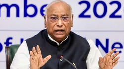 CEC पर बवाल के बीच खड़गे ने पीएम मोदी को चौथी बार लिखा खत, ऑल पार्टी मीटिंग बुलाने को कहा