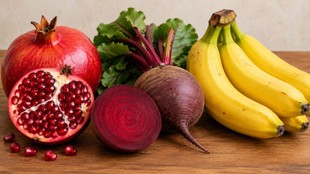 foods to lower blood pressure, DASH diet benefits, potassium rich foods blood pressure, beetroot juice systolic blood pressure, nitrate rich foods hypertension, pomegranate juice heart health,